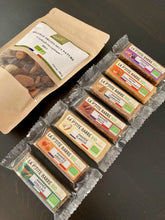 Charger l'image dans la galerie, coffret sportif, barres energétiques bio et naturel, sachet melange de fruits secs nature, barre énergétique, barre amande, en-cas gourmand
