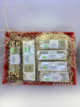 Charger l&#39;image dans la galerie, coffret gourmand 100% nougat bio, angele confiserie